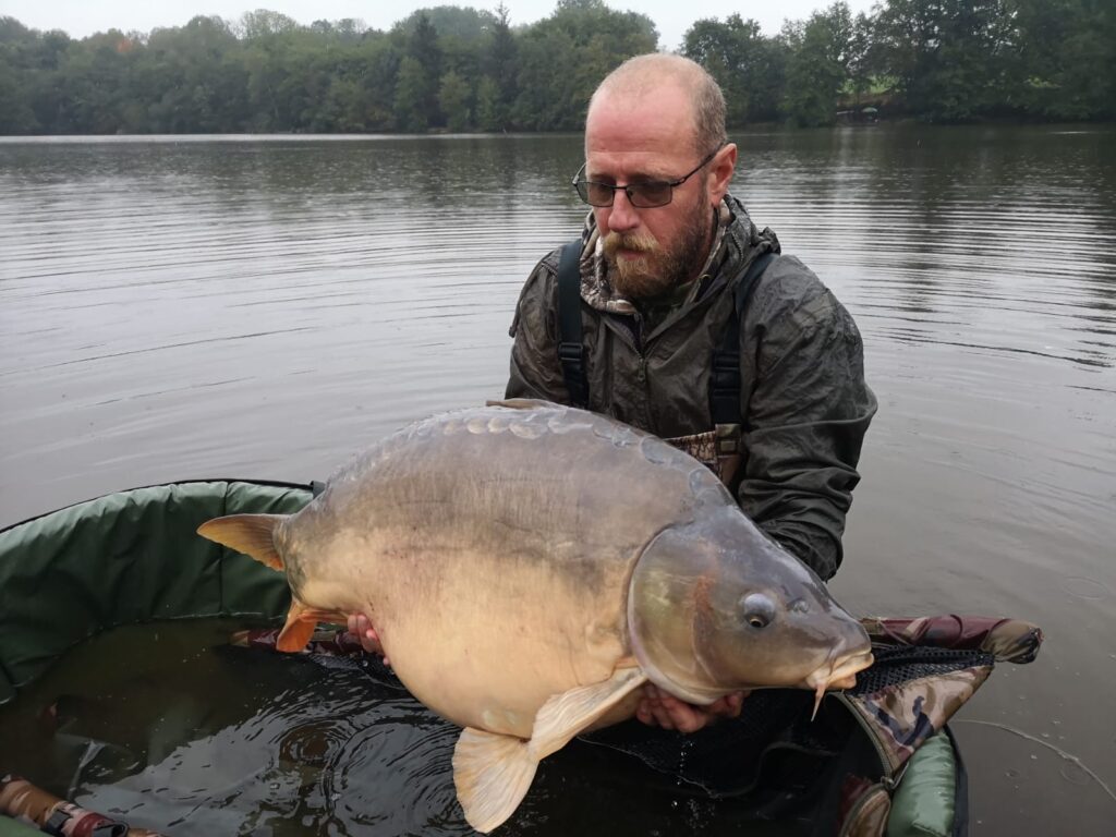 Big Carp Caught in France anglers pardise big carp tracker