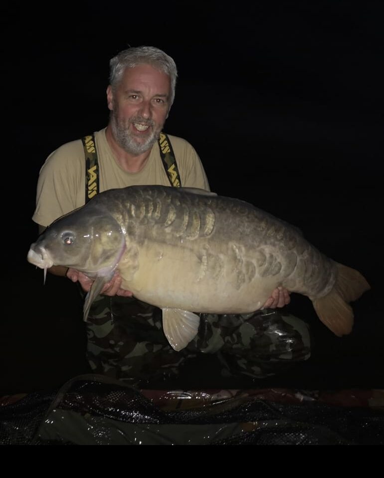 How to find the biggest carp in lakes in france with Big Carp Tracker